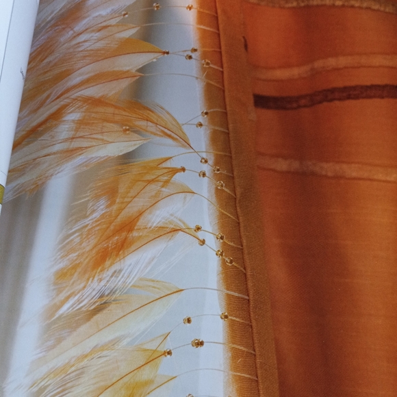 BOOK The Sewing Bible - Curtains - Picture 4 of 16